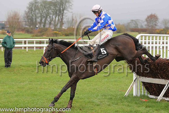 02nd Great Khan and D E Mullins ( 5 , pink and blue diamonds ) Trainer - E J O?Grady , Owner - Simon J H Davis