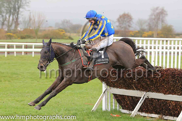 03rd Kagney and L A McKenna 7 ( 7 , blue, yellow stars ) Trainer - J J Lambe , Owner - Louise Magee
