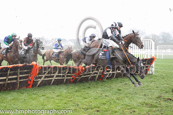 10th Mary Of De Sorrows and P J Cawley ( 2 , black and white hlvd ) Trainer - G P Cromwell , Owner - Martin Hannan
