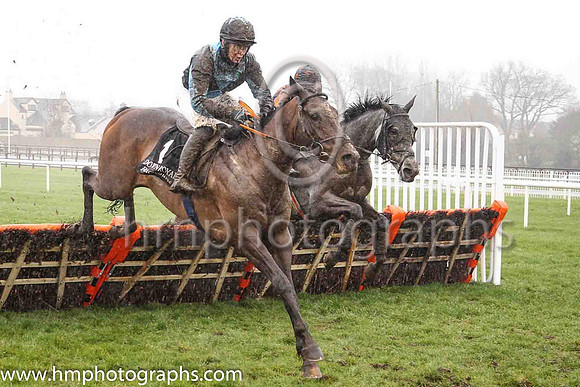 01st Demophon and Sarah Kavanagh 4 ( 1 , Darkblue and light blue diabolo ) Trainer - G P Cromwell , Owner - Patrick McGuinness