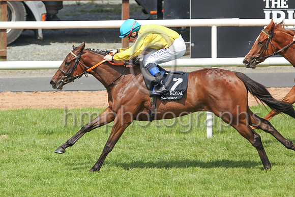 01st Cherry Bloom and C D Hayes ( 7 , yellow,light blue cap ) Trainer - W McCreery , Owner - Renzo Forni