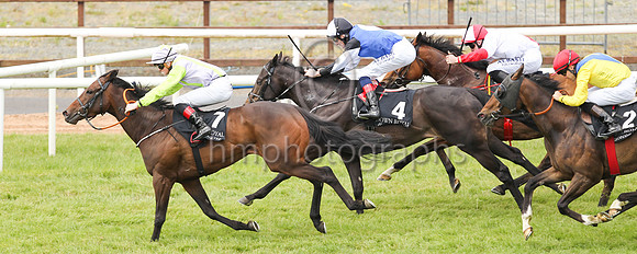 01st Chocquinto  and Sam Ewing 5 ( 7 , purple, light green braces ) Trainer - Miss H McLoughlin , Owner - Timothy Bourke