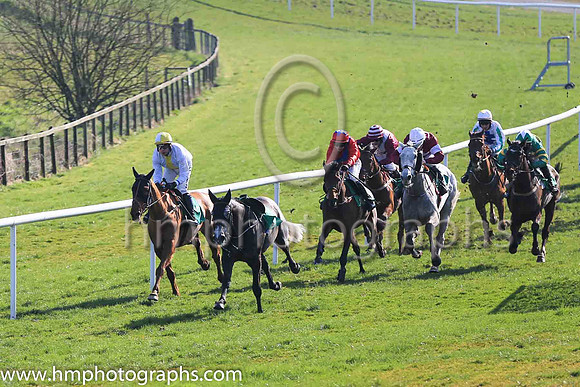 01st Benefit North and D F O?Regan ( 7 , white, yellow pane; ) Trainer - C A McBratney , Owner - Cathal M McGovern