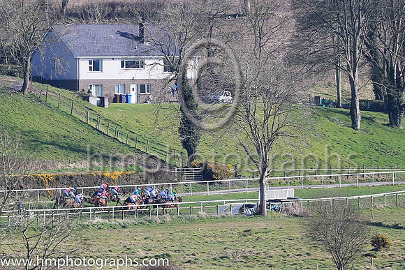 The start of the Randox Ulster National at Downpatrick Racecourse