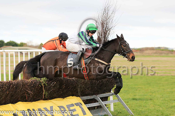 01st NICKEL and M J O'Hare ( 5 , WHITE; dark blue  emerald green striped sleeves; emerald green cap ) Trainer: J.G. Cosgrave,, Owner : Neville Reid