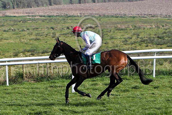 Streamtown 2nd, Jockey Mr B G Crawford - FT8E0713-e2