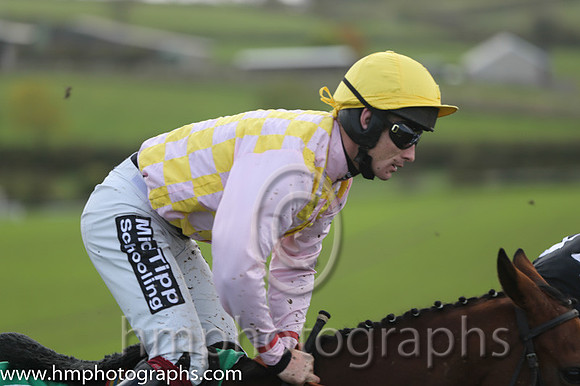 09 Infantry Soldier and R P Quinlan - PU - 09th (13 ,pink and yellow check ) Trainer - Warren Ewing