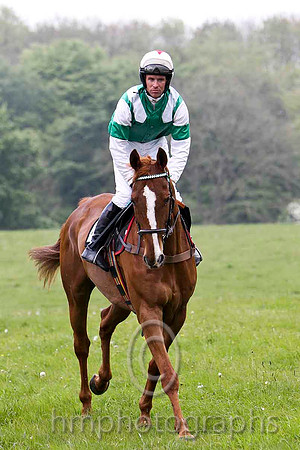 Ballybay Moon , 5th, Jockey Alan A H Wells =FT8E2790-e