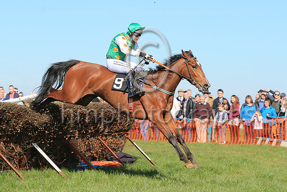 01st SOME MAN and R James ( 9 , EMERALD GREEN,orange spots; white sleeves,orange spots; emerald green cap ) Trainer: Donnchadh Doyle,, Owner : Syndicate Monbeg