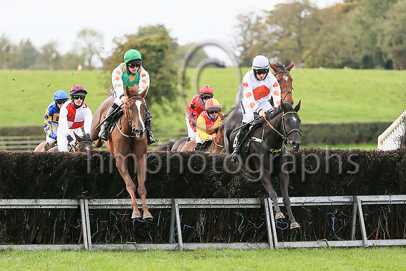 01st SMILING GETAWAY (GB) and R James ( 5 , EMERALD GREEN,orange spots; white sleeves,orange spots; emerald green cap ) Trainer: Donnchadh Doyle,, Owner : Monbeg, Syndicate