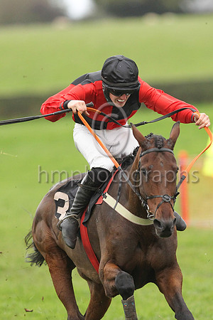 01st BALLYDAM (FR) and B W Harvey ( 3 , RED  BLACK QTD; red sleeves; black cap ) Trainer: B.R. Hamilton,, Owner : Syndicate The Lonely Poet