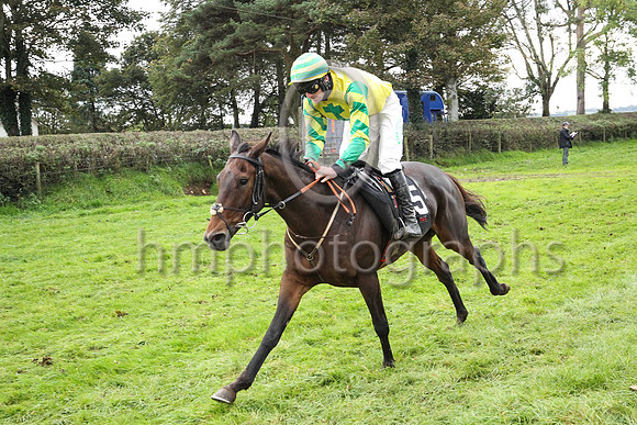 01st HARTUR D'ARC (FR) and D G Lavery ( 25 , YELLOW,green cross of lorraine; yellow sleeves,green chevrons; yellow  green hooped cap ) Trainer: Patrick Eugene Turley,, Owner : Mary Kelly