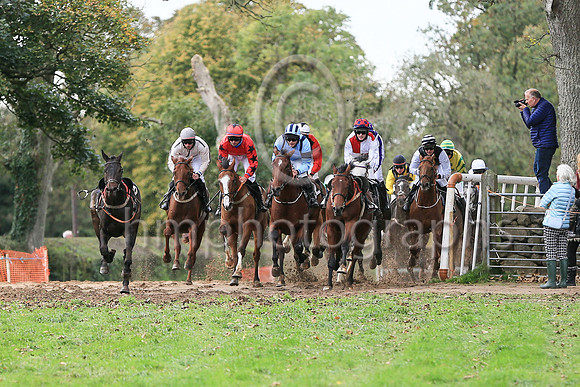Racing at East Antrim Hunt P2P at Loughanmore on 23rd October 2021
