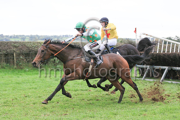01st GALIA DES LITEAUX (FR) and R James ( 8 , EMERALD GREEN,orange spots; white sleeves,orange spots; emerald green cap ) Trainer: Donnchadh Doyle,, Owner : Syndicate Monbeg