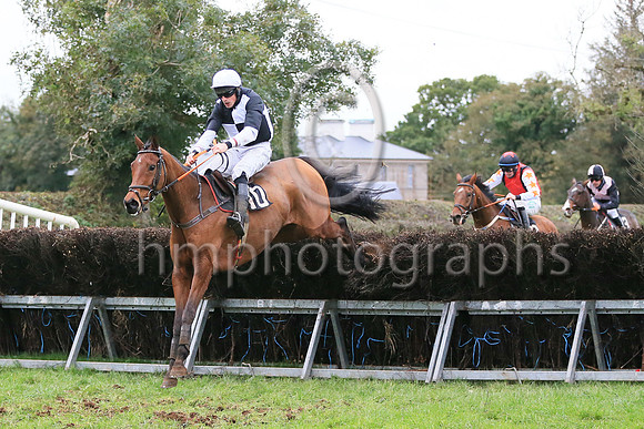 01st LOUGHHILL and S Connor ( 10 ,Antrim (H)- BLACK  WHITE QTD; black  white hlvd sleeves; white cap ) Trainer: Colin S. McKeever , Owner : W.W. Dennison