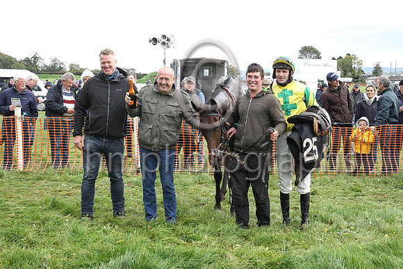 01st HARTUR D'ARC (FR) and D G Lavery ( 25 , YELLOW,green cross of lorraine; yellow sleeves,green chevrons; yellow  green hooped cap ) Trainer: Patrick Eugene Turley,, Owner : Mary Kelly