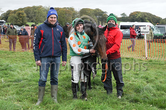 01st GALIA DES LITEAUX (FR) and R James ( 8 , EMERALD GREEN,orange spots; white sleeves,orange spots; emerald green cap ) Trainer: Donnchadh Doyle,, Owner : Syndicate Monbeg