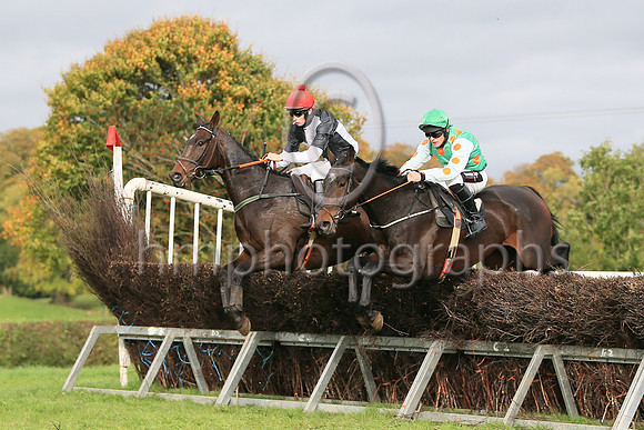 01st BALLYBLACK and C Abernathy ( 1 ,Antrim (H)- BLACK  WHITE QTD; black  white hlvd sleeves; white cap ) Trainer: Colin S. McKeever,, Owner : Dennison, W.W.