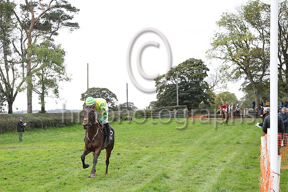 01st HARTUR D'ARC (FR) and D G Lavery ( 25 , YELLOW,green cross of lorraine; yellow sleeves,green chevrons; yellow  green hooped cap ) Trainer: Patrick Eugene Turley,, Owner : Mary Kelly