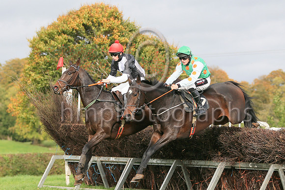 01st BALLYBLACK and C Abernathy ( 1 ,Antrim (H)- BLACK  WHITE QTD; black  white hlvd sleeves; white cap ) Trainer: Colin S. McKeever,, Owner : Dennison, W.W.