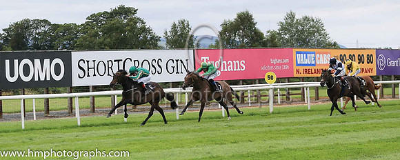 01st Measure Of Magic and S B Kelly ( 6 , green, yellow seam ) Trainer - J P Murtagh