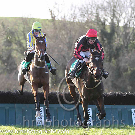 04 Beau Ballistic & R Loughran - 4th (1, royal blue and yellow stripes) &03 Mighty Leader & A E Lynch - 3rd (3, black, red star) - FT8E1167-47