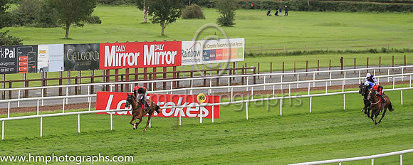 01st Mig Des Taillons and Mr D G Lavery ( 3 , red, black hoops ) Trainer - Patrick Turley , Owner - P L Polly  Mrs Patrick Turley