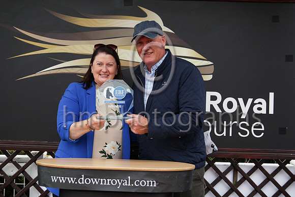 01st Sceolan (8 , white, bue stars ) Jockey: W J Lee , Trainer: W McCreery