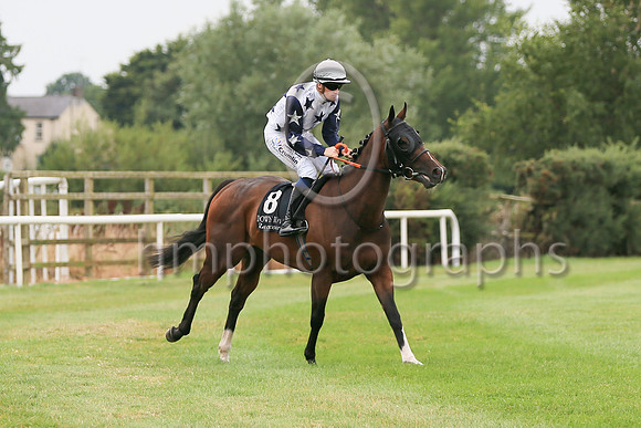 01st Sceolan (8 , white, bue stars ) Jockey: W J Lee , Trainer: W McCreery