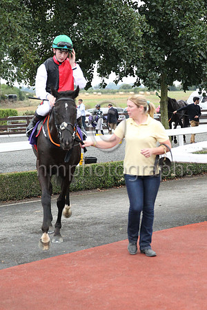 01st Blackcastle Storm (5 , red and black hlvds ) Jockey: J Coen(5) , Trainer: Matthew J Smith