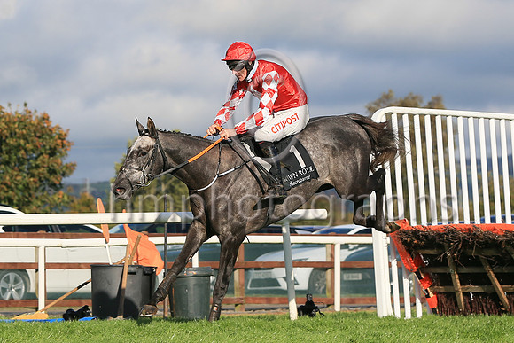 01st Fil Dor and D N Russell ( 1 , red, white diamond ) Trainer - G Elliott , Owner - Caldwell Construction Ltd