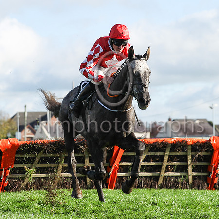 01st Fil Dor and D N Russell ( 1 , red, white diamond ) Trainer - G Elliott , Owner - Caldwell Construction Ltd