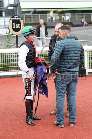 01st Blackcastle Storm (5 , red and black hlvds ) Jockey: J Coen(5) , Trainer: Matthew J Smith