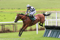 01st Clondaw Hollow and B Hayes ( 1 , black  and white diamonds ) Trainer - J C McConnell , Owner - Derek Kierans