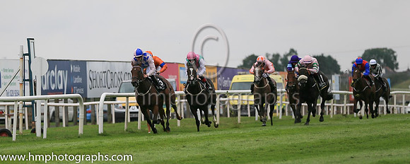 01st Pearl Palinka and O J Orr ( 5 , Blue  and pink diamonds ) Trainer - D K Weld , Owner - Mrs Noeleen McCreevy
