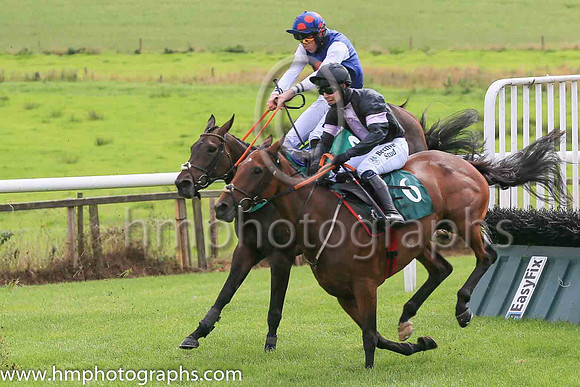 02nd Hurricane Georgie and J C Gainford5 ( 6 , black, mauve panel ) Trainer - Mrs D Foster , Owner - Pioneer Racing