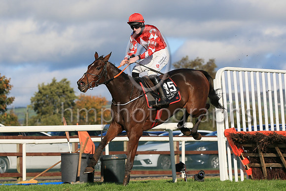 01st Mighty Potter and J W Kennedy ( 15 , red, white diamond ) Trainer - G Elliott , Owner - Caldwell Construction Ltd