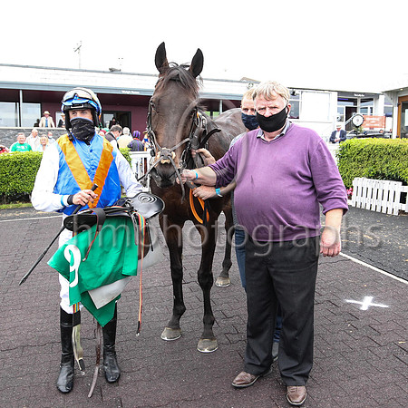 01st Drummullagh Rocky  and C D Maxwell ( 9 , royal blue, orange chevron ) Trainer - S McParlan , Owner - Martin Ward