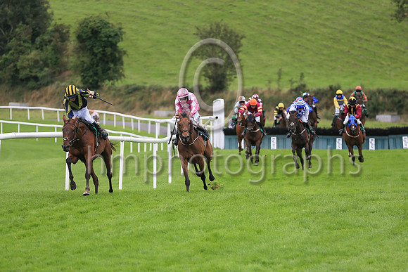 01st Favori Logique and S OCallaghan7 ( 2 , dark blue, yellow chevron ) Trainer - R OSullivan , Owner - Patrick Anthony Burke