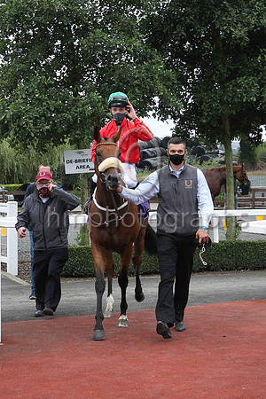 01st Anyonecanhaveitall  and M P Sheehy5 ( 10 , Red, yellow seams ) Trainer - M Halford , Owner - Garrett J Freyne