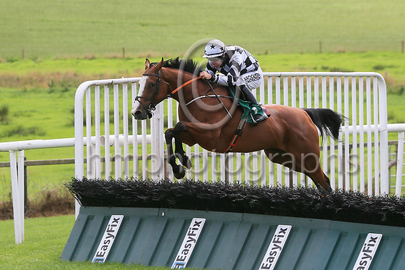 01st Clondaw Hollow and B Hayes ( 1 , black  and white diamonds ) Trainer - J C McConnell , Owner - Derek Kierans