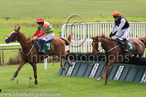 05th Its All Gucci and H Morgan3 ( 3 , black, orange spots ) Trainer - Gary McGill , Owner - Philip S McWilliams  James G Bradley  Henry McElwee