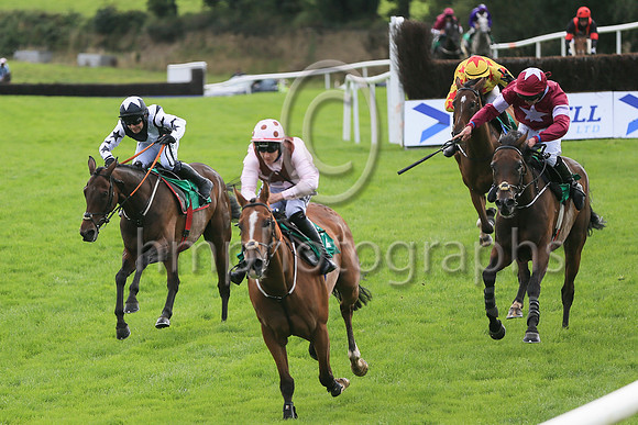 01st Corran Cross and J C Gainford2 ( 4 , black white sash ) Trainer - Mrs D Foster , Owner - KTDA Racing