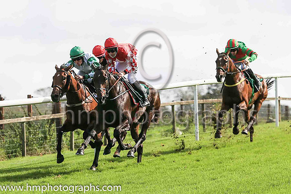 01st Fancy Foundations and  J Kennedy ( 4 , Red, white diamond ) Trainer - G Elliott , Owner - Andrew Brown  Gemma Brown
