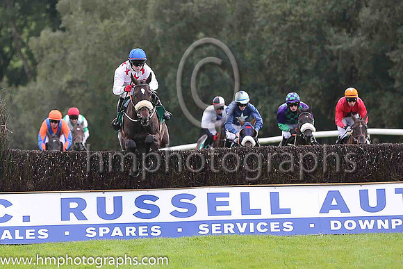 05th Master Bones and K C Sexton ( 3 , white, red stars ) Trainer - Peter Fahey , Owner - Mrs B Howard