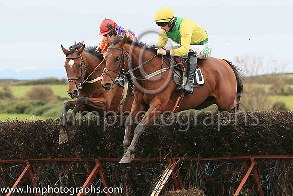 04th DRUMLEE BREXIT and D G Lavery ( 10 , YELLOW,emerald green diabolo; yellow sleeves; yellow cap ) Trainer: Sean McParlan,, Owner : Sean McParlan