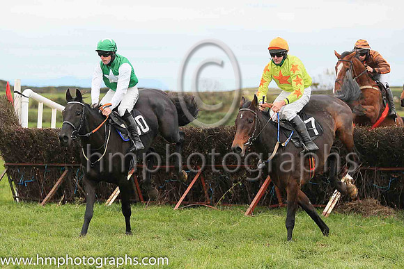 02nd LOUGH DERG LYRIC and B Lawless ( 7 , LIGHT GREEN,orange star; light green sleeves,orange stars; orange cap ) Trainer: Gerard Lawless,, Owner : Syndicate Ballydonagh