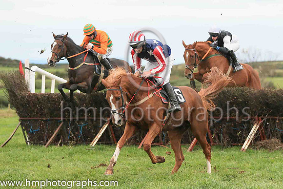 06th LISNAGREGGAN and N Gault ( 6 , DARK BLUE,white stars; red  white striped sleeves; red  white striped cap ) Trainer: John McConnell,, Owner : Gerard Rutledge