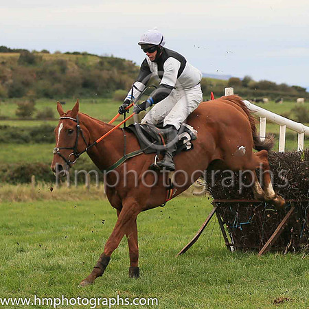 04th ADAMSTOWN and P G McGuigan ( 3 ,Antrim (H)- BLACK  WHITE QTD; black  white hlvd sleeves; white cap ) Trainer: Colin S. McKeever,, Owner : W.W. Dennison