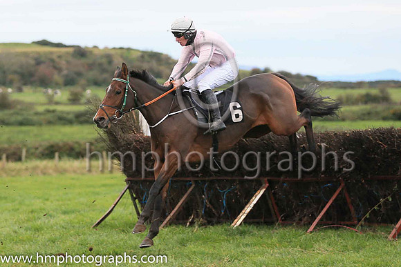pu FAIRPORT (GB) and Liam Gilligan ( 6 , PINK,grey seams; pink sleeves,grey seams; grey cap,pink star ) Trainer: Shane Donohoe,, Owner : Shane Donohoe